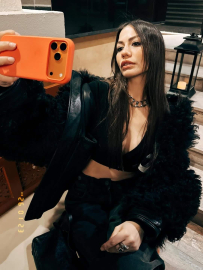 Demet Özdemir’in siyah şıklığı: Eşref Rüya’nın Nisan’ı büyüledi