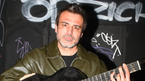 Popstar’ın Asi Çocuğuydu, Sokaklara Düştü, Halk Onu Yeniden Star Yaptı: Rıza Tamer Hayatını Kaybetti