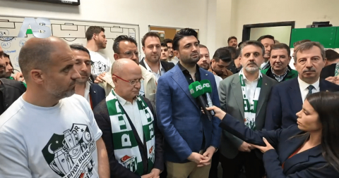 Şampiyon Soyunma Odasında Bayram Havası: Enes Çelik Başarıyı Şehre Armağan Etti