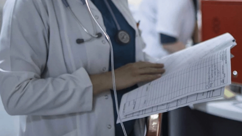 Almanya’da çocuk doktoruna ağır suçlama: 130 ayrı istismar vakasından yargılanacak