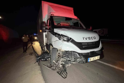 Çorum’da kamyonetle çarpışan motosikletin sürücüsü hayatını kaybetti
