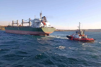 Ulaştırma ve Altyapı Bakanlığı: "Çanakkale Boğazı gemi trafiği, çift yönlü ve geçici olarak askıya alınmıştır"
