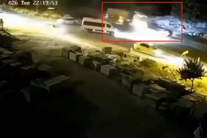Mardin’de 3 kişinin öldüğü kazanın güvenlik kamerası görüntüleri ortaya çıktı
