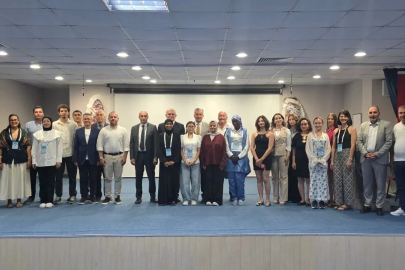 EBYÜ’de Türkçe Yaz Okulu öğrencilerine sertifikaları verildi
