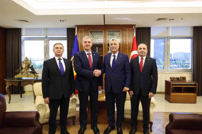 Bakan Bolat, Moldova Başbakan Yardımcısı Osmochescu’yu ağırladı: İkili ticaret ve savunma sanayi görüşüldü
