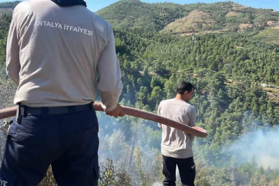 Alanya’da orman yangını sebebiyle 45 ev tedbir amaçlı tahliye edildi
