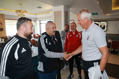 Büyükgöz’den Gebzespor’un Bolu kampına ziyaret
