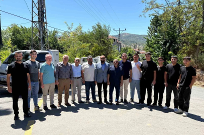 AK Parti Merkez İlçe Teşkilatı Yeniköy’de vatandaşlarla buluştu
