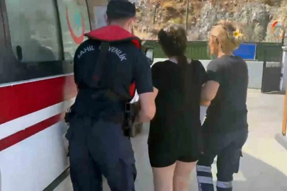 Gezi teknesinde rahatsızlanan vatandaş karaya tahliyesi yapıldı
