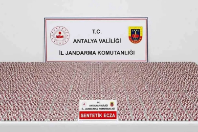 Antalya’da depoda 5 bin 865 adet uyuşturucu hap ele geçirildi
