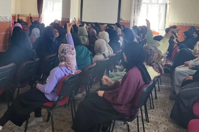 Kur’an kursu öğrencilerine kırmadan konuşmanın önemi anlatıldı
