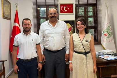 Kemaliye’de iki isme Fahri Hemşehrilik Beratı verildi

