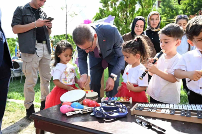 Vali Baruş, Oltu’da ADEM dönem sonu sergisinin açılışını yaptı
