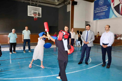 Kahta Kaymakamı Soysal yaz kulübü öğrencileriyle buluştu
