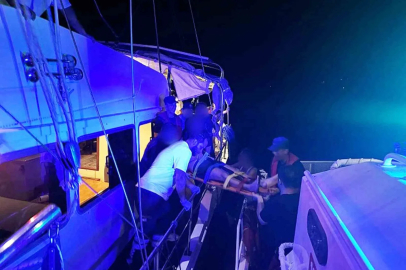 Ticari yatta yaralanan vatandaşa tıbbi tahliye
