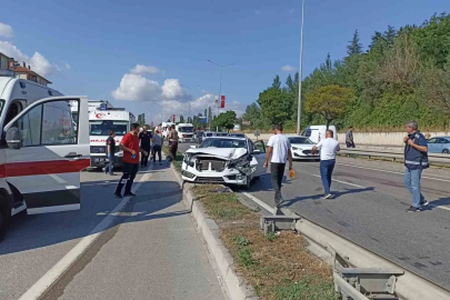 Havza’da zincirleme trafik kazası: 2 yaralı
