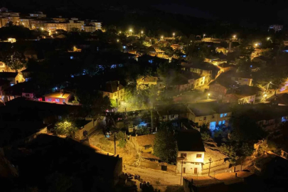 Çankırı’da alevlere teslim olan ev küle döndü
