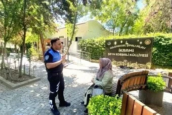 Şeyh Edebali Türbesi’nde vatandaşlara dolandırıcılık uyarısı
