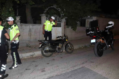 Karaman’da polisin ’dur’ ihtarına uymayan motosiklet sürücüsüne 402 bin lira ceza kesildi
