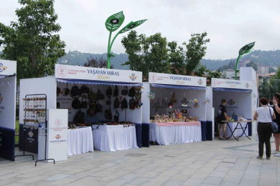 Rize’de ‘Yaşayan Miras Şöleni’ başladı
