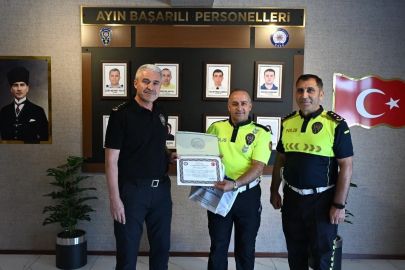 Düzce’de başarılı polisler ödüllendirildi
