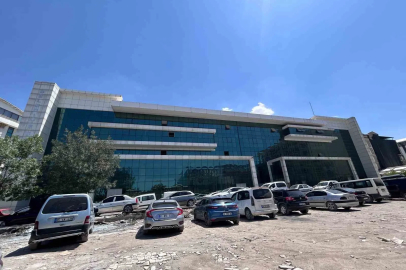 Van Büyükşehir Belediyesinin milyonluk yatırımı yılan hikayesine döndü
