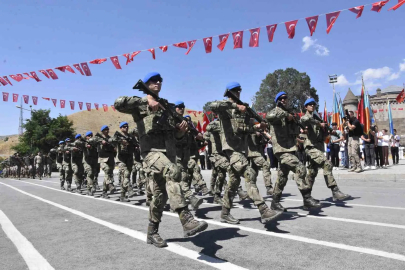 Bitlis’in kurtuluşunun 110. yıl dönümü törenlerle kutlandı
