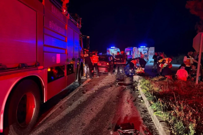 Sakarya’da iki otomobilin çarpıştığı kazada 5 kişi yaralandı

