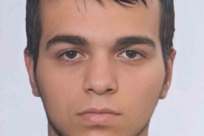Denizde boğulma tehlikesi geçiren 17 yaşındaki çocuk hayatını kaybetti
