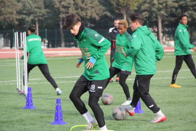 Şampiyon Takım Horozkentspor parasızlık nedeniyle kapanma tehlikesi yaşıyor
