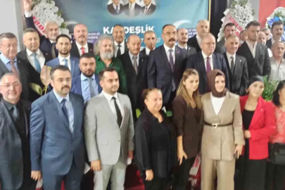 Devrek MHP’de bayrak değişimi
