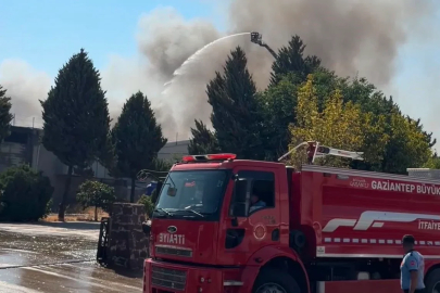 Gaziantep’teki fabrika yangını söndürüldü

