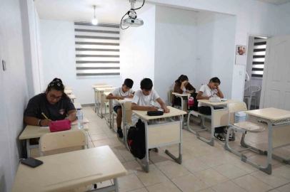 Didim Belediyesi Eğitim Destek Atölyesi’nde matematik eğitimi

