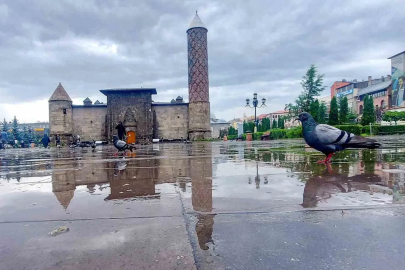 Meteoroloji’den Erzurum ve Ardahan için kuvvetli yağış uyarısı
