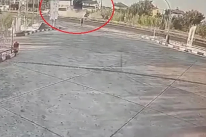 Antalya’da çarpışan araçlar yayalara çarptı: 6 yaralı
