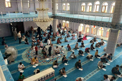 Dicle’de yaz Kur’an kursları arası bilgi yarışması gerçekleştirildi
