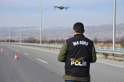 Erzincan’da drone destekli trafik denetimi
