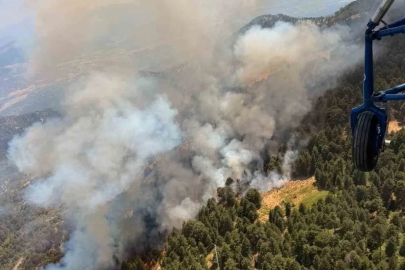 Kuyucak’ta alevlerle mücadele sürerken, meteoroloji kritik saatlere dikkat çekti
