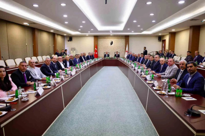 Duyan, Ankara’da tarım ve ticaret sektörü toplantısına katıldı
