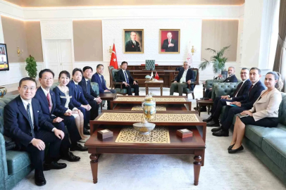 Bakan Memişoğlu, Japonya Temsilciler Meclisi Üyesi Ogushi ile bir araya geldi
