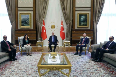Cumhurbaşkanı Erdoğan DEM Parti heyetini kabul etti
