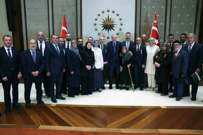 Cumhurbaşkanı Erdoğan: "Şimdiye kadar şehitlerimizin emanetlerine ve gazilerimize devletimizin tüm imkânlarını seferber ederek sahip çıktık"
