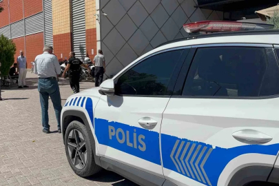 Konya’da alışveriş merkezinde bıçaklı kavga: 1 ölü
