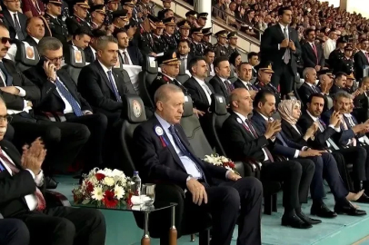 Bakan Çiftçi: "Toplamda 5 bin 915 genç kardeşimizi Jandarma ve Sahil Güvenlik teşkilatlarımıza uğurluyoruz"
