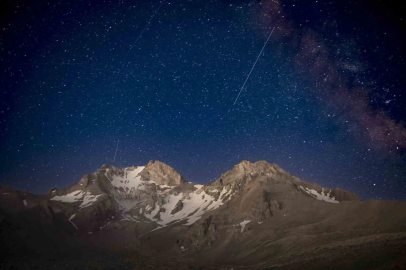 Erciyes’te Perseid Meteor Yağmuru görsel şölen oluşturdu
