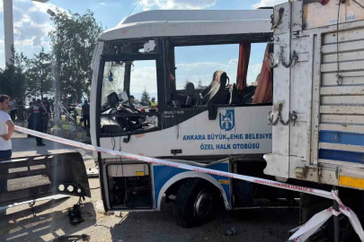 Ankara’da midibüs ile kamyon çarpıştı: 1 ölü, 16 yaralı
