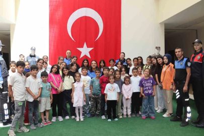 Minik misafirlere emniyette anlamlı tanıtım
