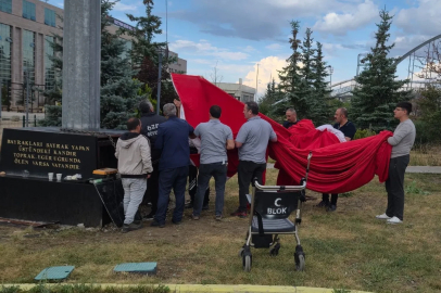Erzurum’da bayrak sevgisi tek yürek oldu: Vatandaş ve görevliler ele ele verdi
