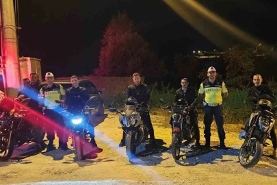 Bilecik’te motosiklet sürücülerine güvenli sürüş eğitimi
