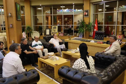 Ahmet Özhan’dan DPÜ’ye ziyaret: Kütahya’nın Mevlevî ve tasavvufî ruhu konuşuldu
